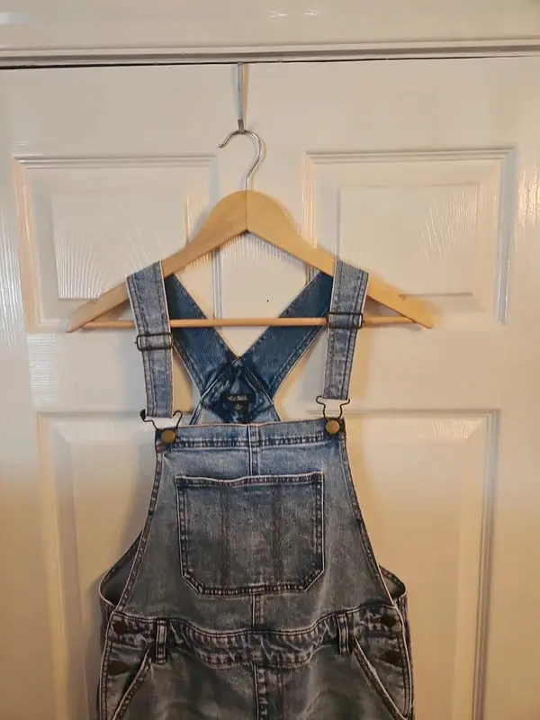 Wild Fable Distressed Denim Shortalls Dungarees Size M - Image 3
