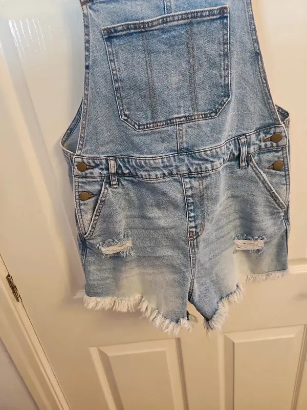 Wild Fable Distressed Denim Shortalls Dungarees Size M - Image 5