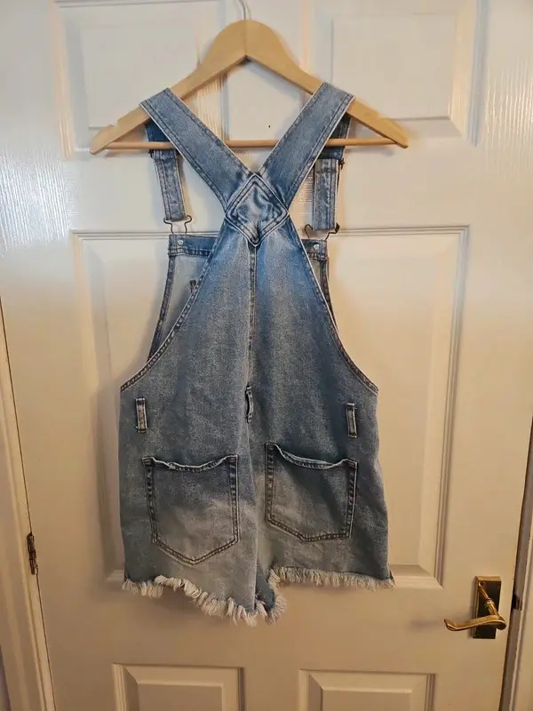 Wild Fable Distressed Denim Shortalls Dungarees Size M - Image 8