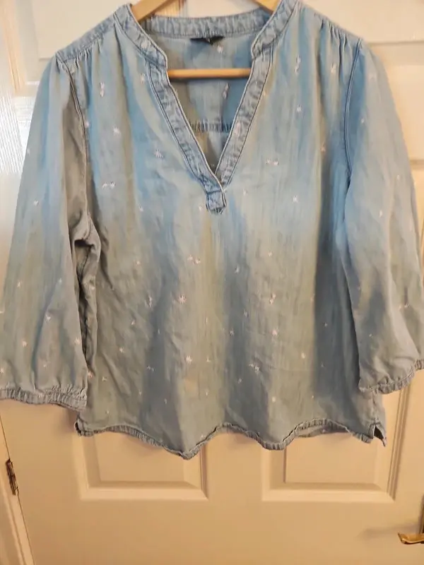 M&Co Light Blue Embroidered Denim Tunic Top Size 18 - Image 4