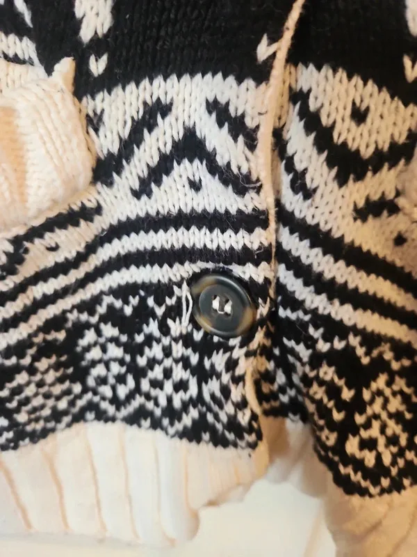 Forever 21 Christmas Jumper Cardigan Black Cream M - Image 7