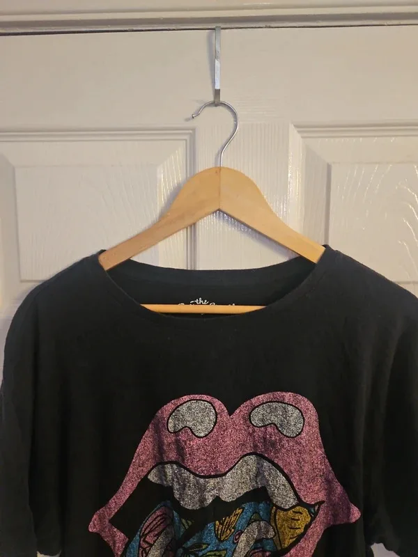 Black Rolling Stones Graphic T Shirt Size S M - Image 3