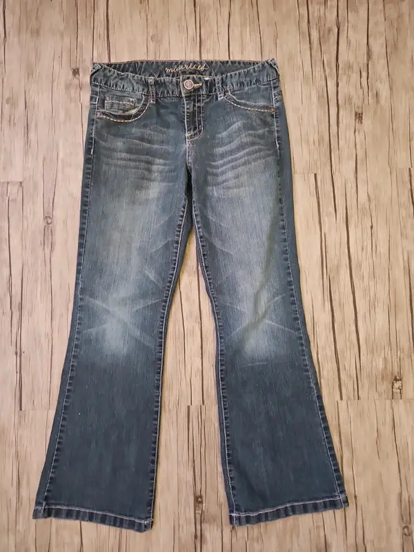 Maurices Blue Flared Jeans Y2K Mid Rise Flares Size UK 12/14 (US 9/10 Short)