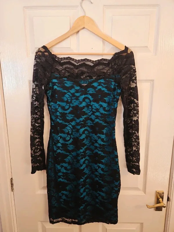 Lipsy Green Teal And Black Off The Shoulder Lace Dress Size 14 - Image 2