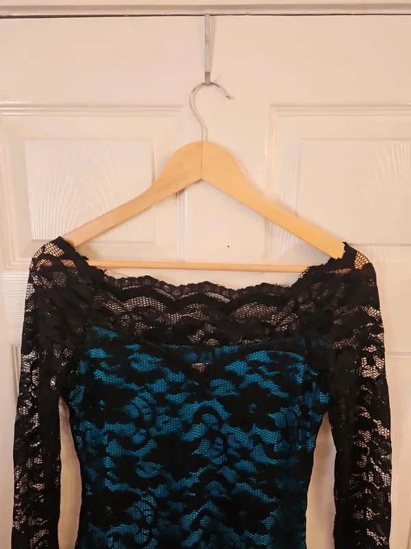 Lipsy Green Teal And Black Off The Shoulder Lace Dress Size 14 - Image 3