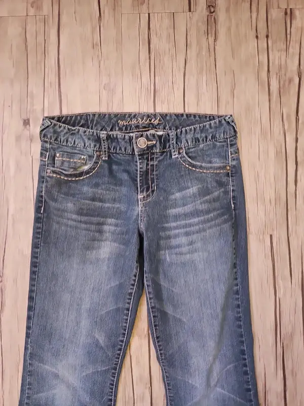 Maurices Blue Flared Jeans Y2K Mid Rise Flares Size UK 12/14 (US 9/10 Short) - Image 2