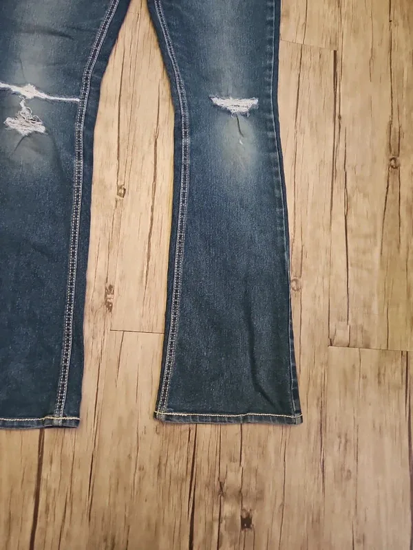Faded Glory Low Waisted Flared Jeans Distressed Blue Denim Size W28 L29 - Image 7