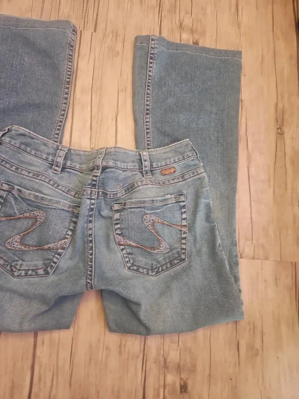 Silver Jeans Co Low Waisted Flared Jeans W33 L29 Y2K Blue Denim - Image 3