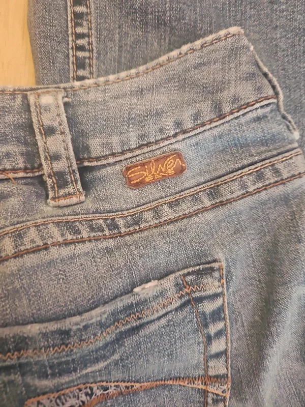 Silver Jeans Co Low Waisted Flared Jeans W33 L29 Y2K Blue Denim - Image 5
