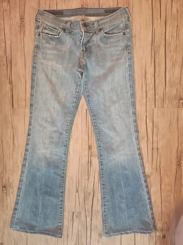 Citizens Of Humanity Rhinestone Flared Jeans Size 29 - Image 6