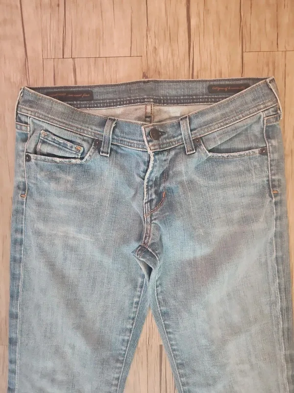 Citizens Of Humanity Rhinestone Flared Jeans Size 29 - Image 7