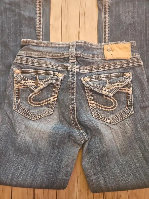 Silver Suki Surplus Low Waisted Flared Jeans W28 L29 - Image 4
