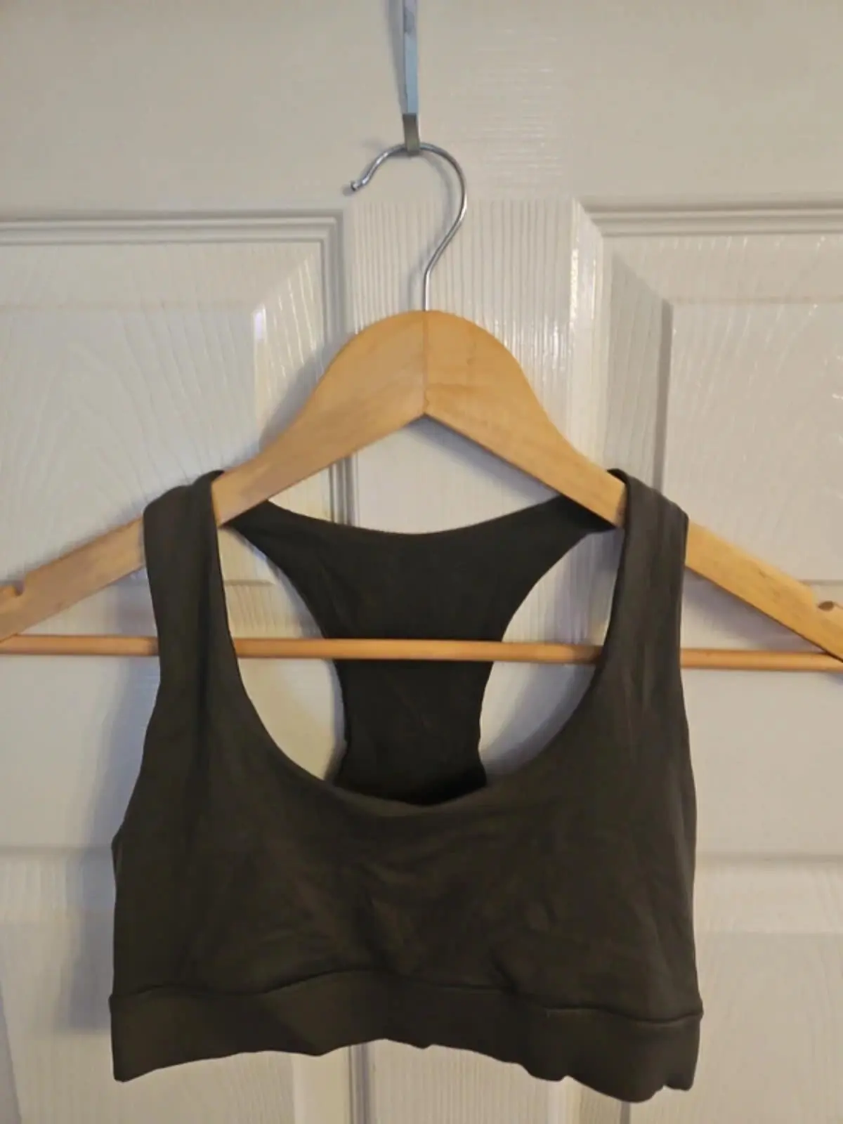 Forever 21 Khaki Green Racerback Sports Bra Khaki Gym Workout Crop Top - Size S - Image 3