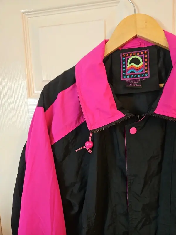 Vintage Cascade Sports Pink Black Windbreaker Jacket Womens M - Image 6