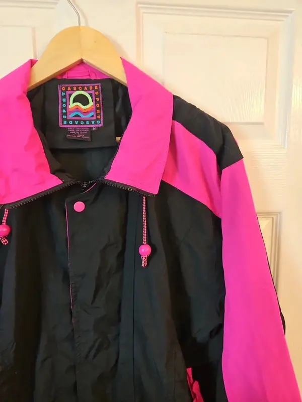 Vintage Cascade Sports Pink Black Windbreaker Jacket Womens M - Image 7