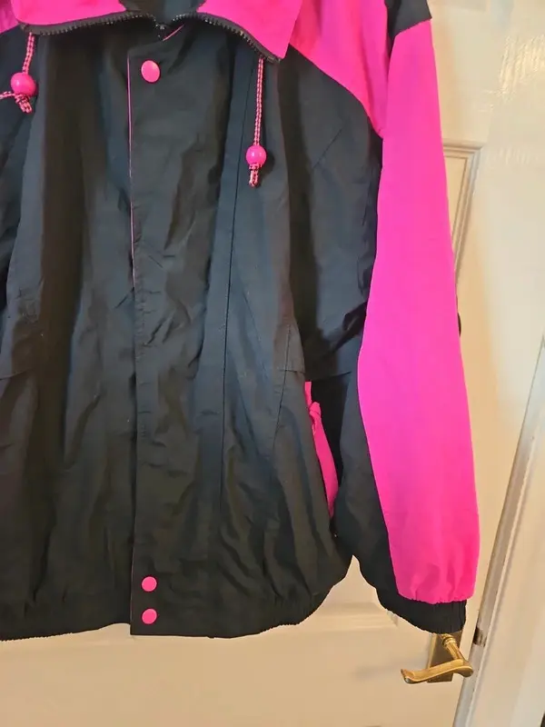 Vintage Cascade Sports Pink Black Windbreaker Jacket Womens M - Image 9