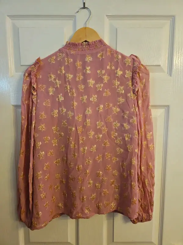 Love & Roses Pink Gold Star Metallic Blouse Ruffle Tie Neck Size 8 - Image 6