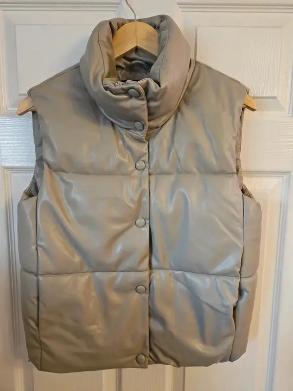 Zara Beige Puffer Gilet Bodywarmer High Neck Waist Toggles XS - Image 4