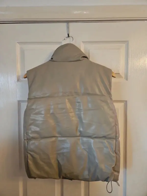 Zara Beige Puffer Gilet Bodywarmer High Neck Waist Toggles XS - Image 5
