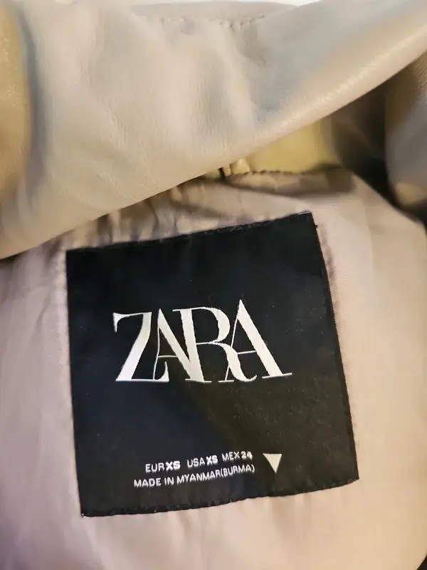 Zara Beige Puffer Gilet Bodywarmer High Neck Waist Toggles XS - Image 7