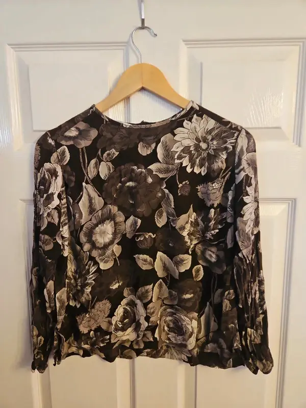 Vintage 90s Jones New York Brown Grey Floral Blouse Top Size 10 - Image 2