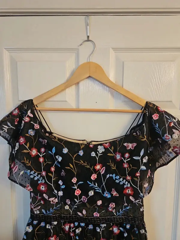 Adrianna Papell Black Floral Off Shoulder Fit & Flare Dress Size 16 - Image 3