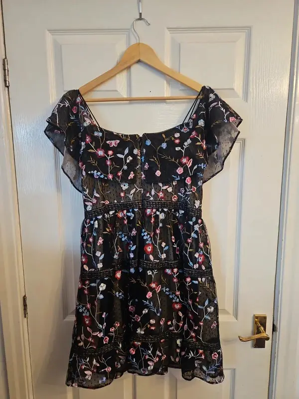 Adrianna Papell Black Floral Off Shoulder Fit & Flare Dress Size 16 - Image 6