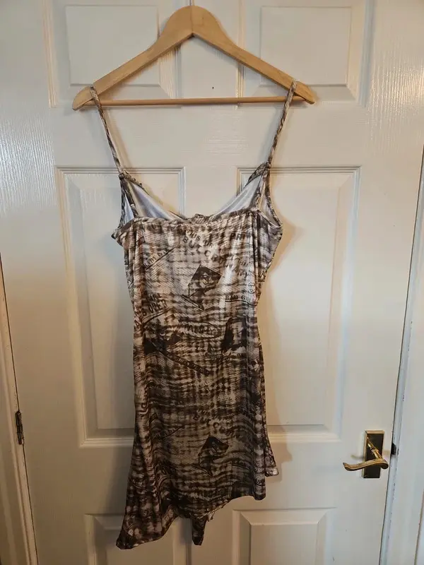 Vintage Y2K Tammy Girl Brown Newspaper Print Ruffle Dress Size 14 - Image 7
